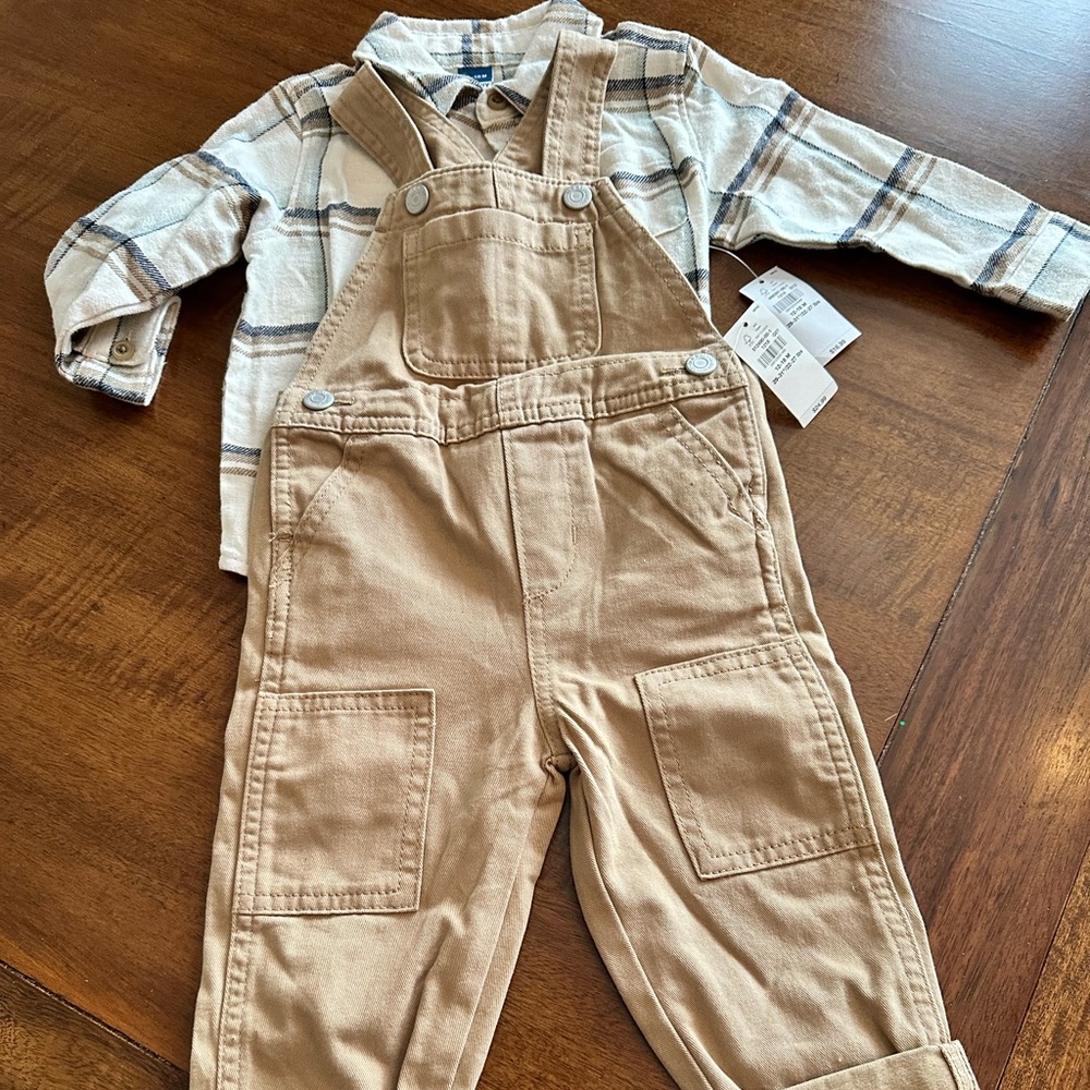 Old Navy overalls and flannel shirt size 12/18 mos